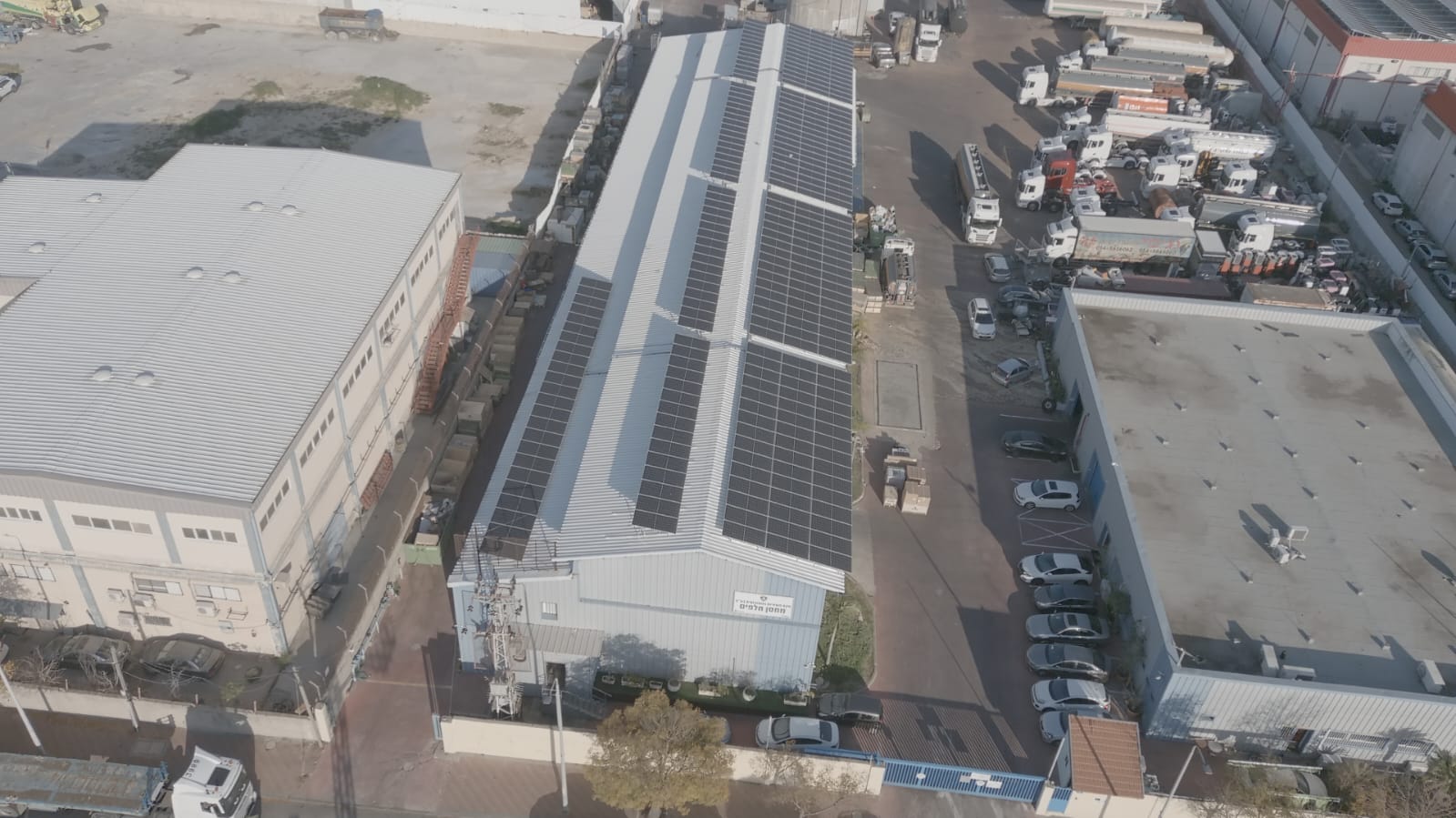 פאנלים סולארים למסחרי